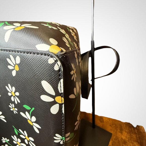 kate spade new york Daisy Floral Tote - EUC - Picture 13 of 15